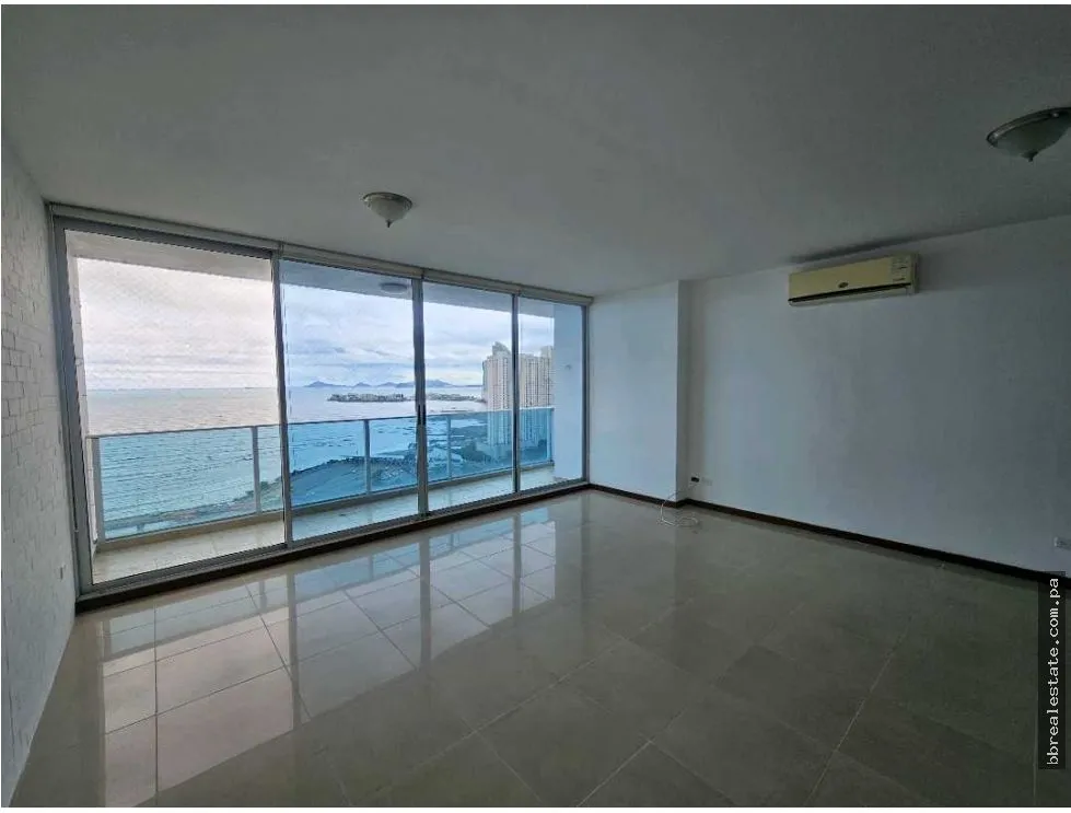 Apartment Rental in San Francisco, Ph Cabomarzo