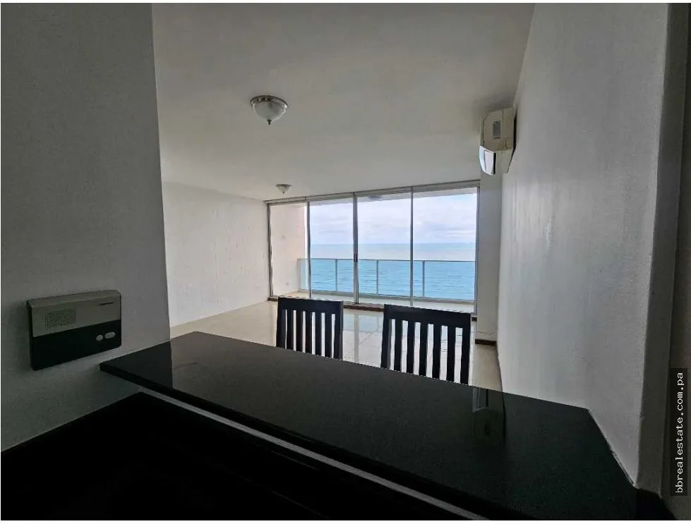 Apartment Rental in San Francisco, Ph Cabomarzo