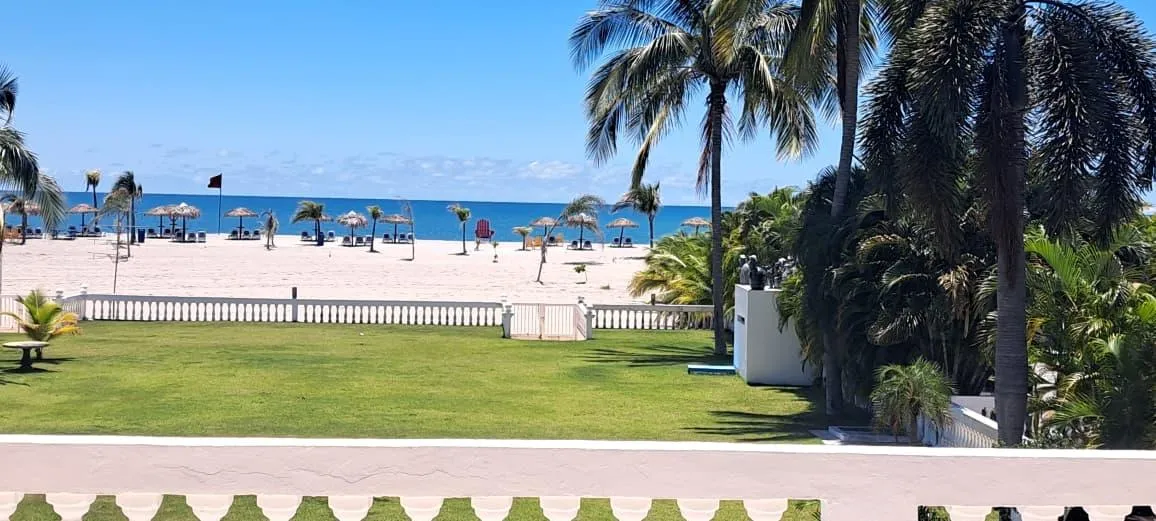 VILLA DÚPLEX FRENTE AL MAR EN PLAYA BLANCA