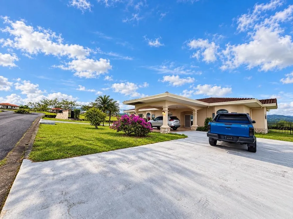 Casa de tres habitaciones en venta en Alto Boquete