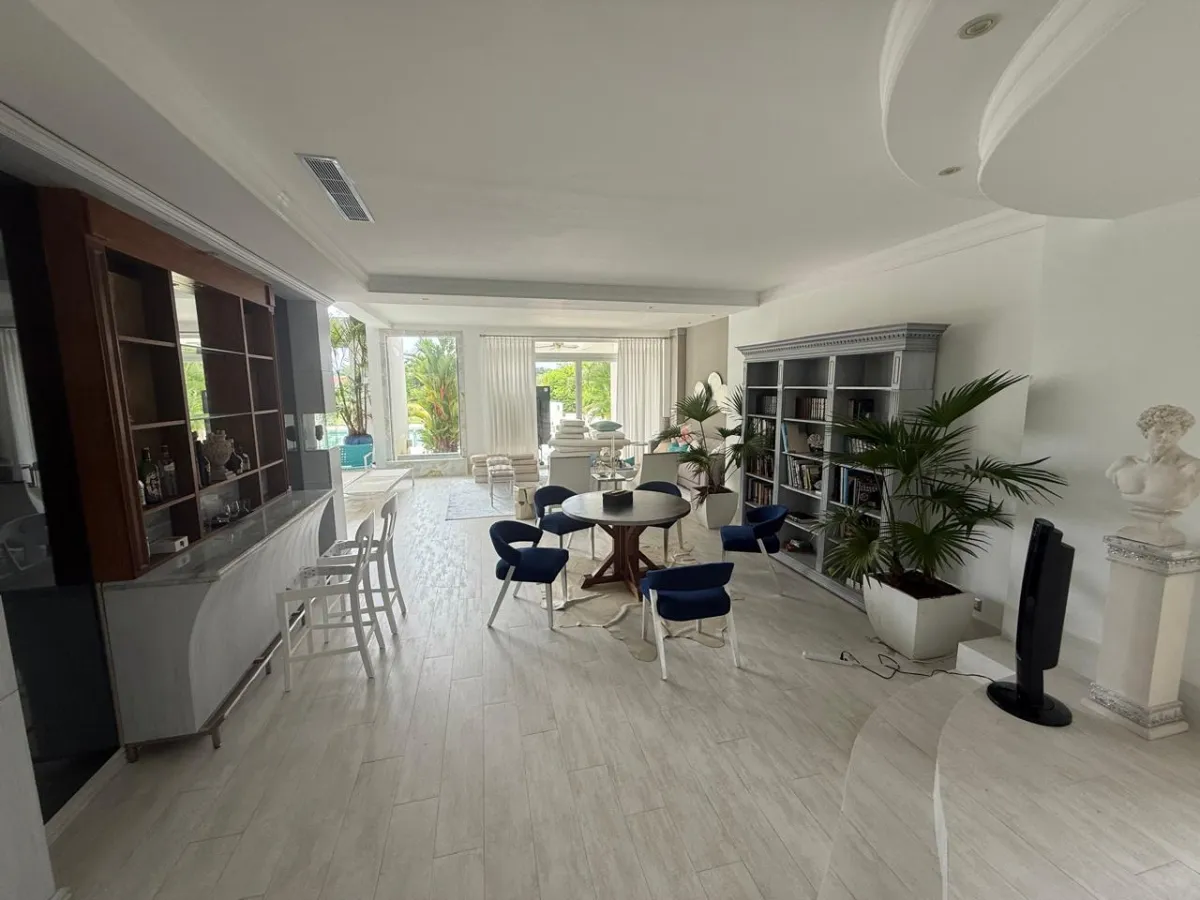 Exquisita Villa de Lujo en P.H. Buenaventura, Coclé