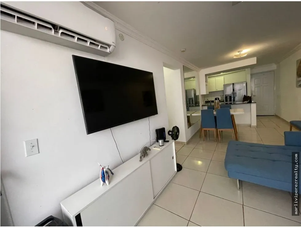 Alquiler de Apartamento amoblado en Via España