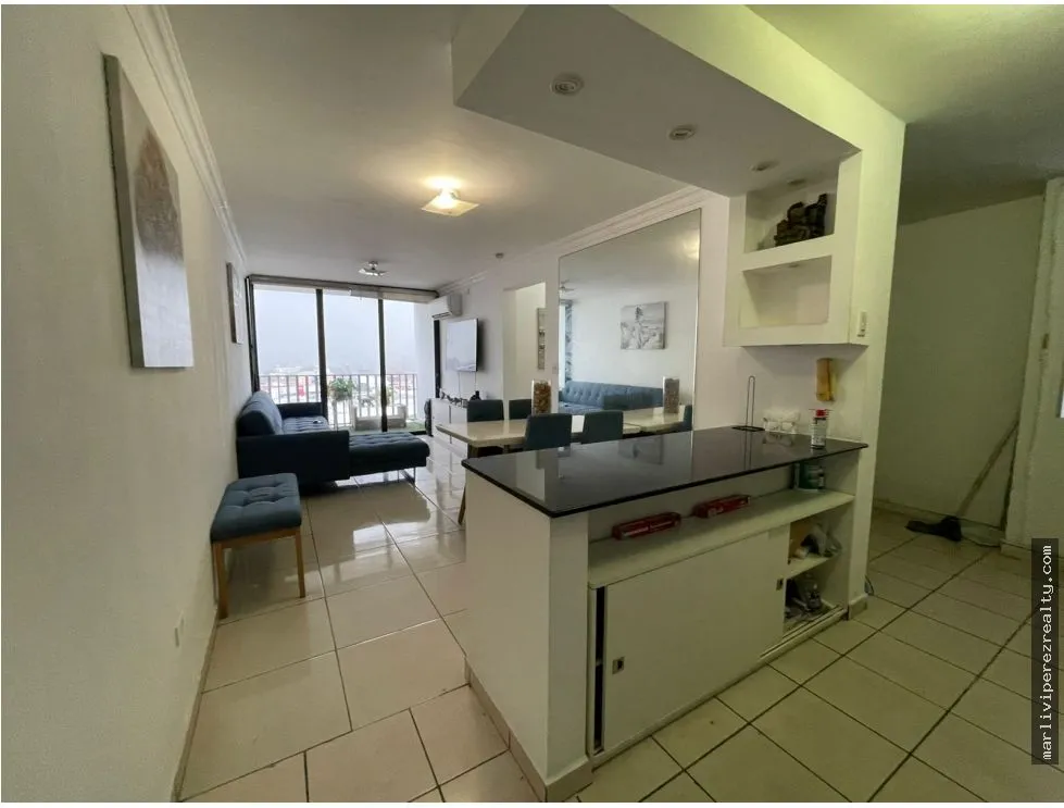 Alquiler de Apartamento amoblado en Via España
