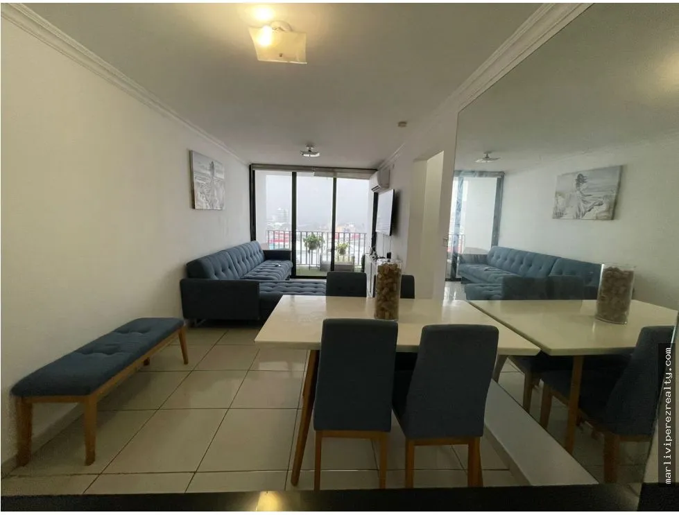 Alquiler de Apartamento amoblado en Via España