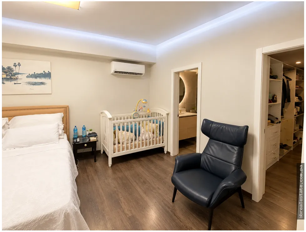Venta de apartamento en Bella Vista, PH Vista Marina