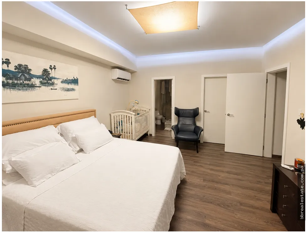 Venta de apartamento en Bella Vista, PH Vista Marina