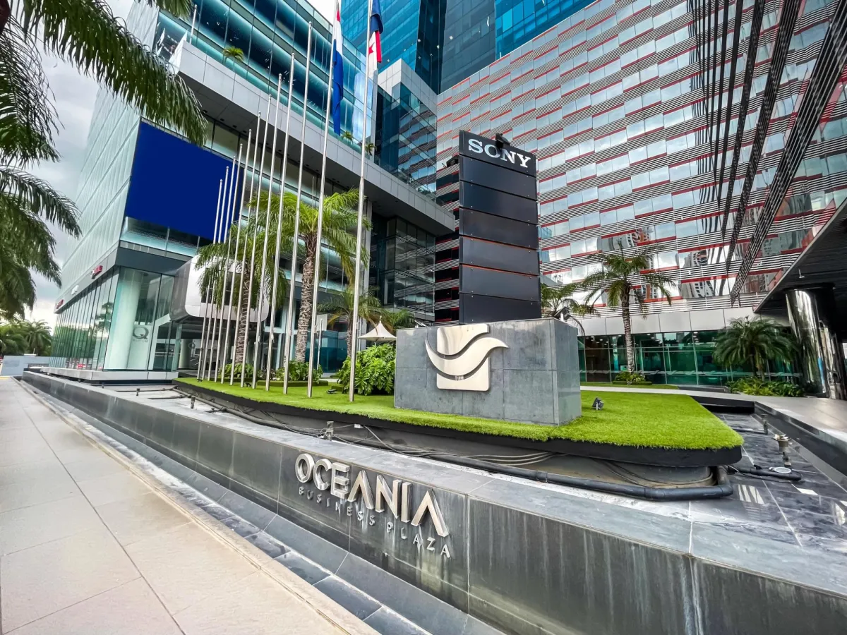 Office for sale in Oceania Business Plaza