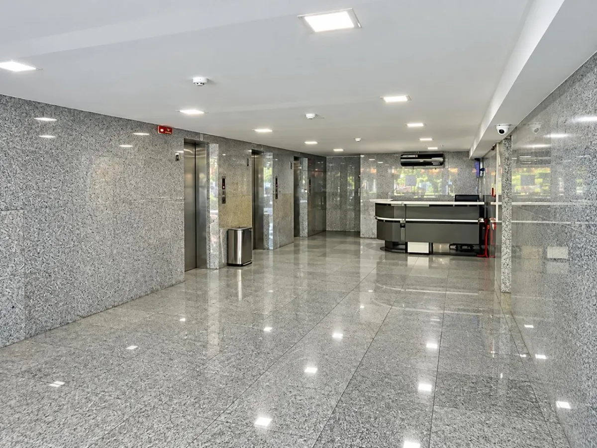 OFFICE FOR SALE IN ALBROOK