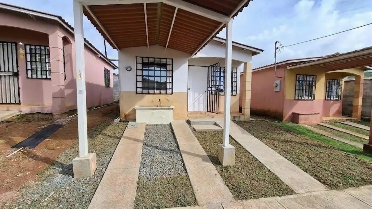 CHORRERA HOUSE FOR SALE