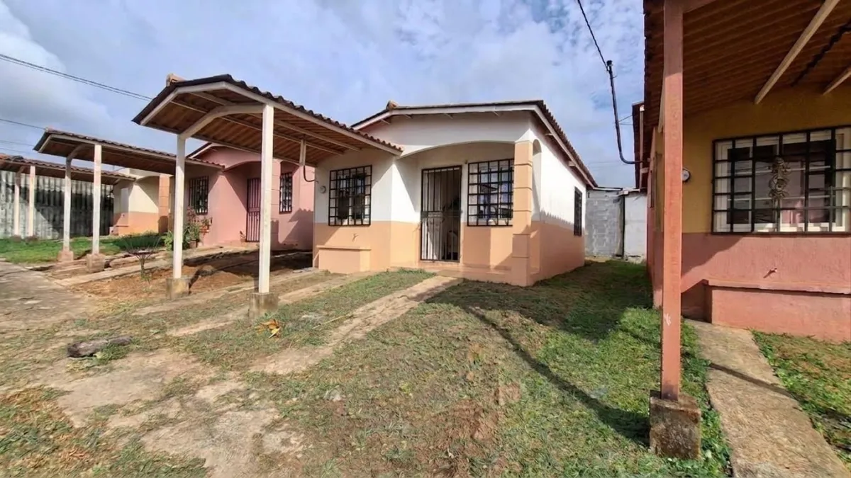 CHORRERA HOUSE FOR SALE
