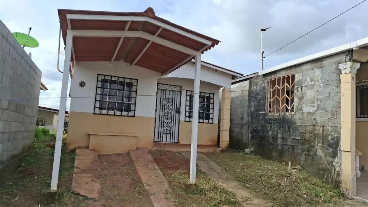 CHORRERA HOUSE FOR SALE