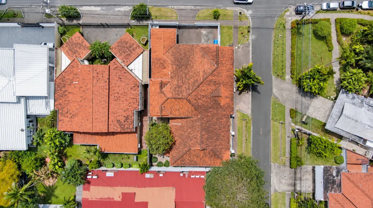 Two-level house for sale in Altos del Golf