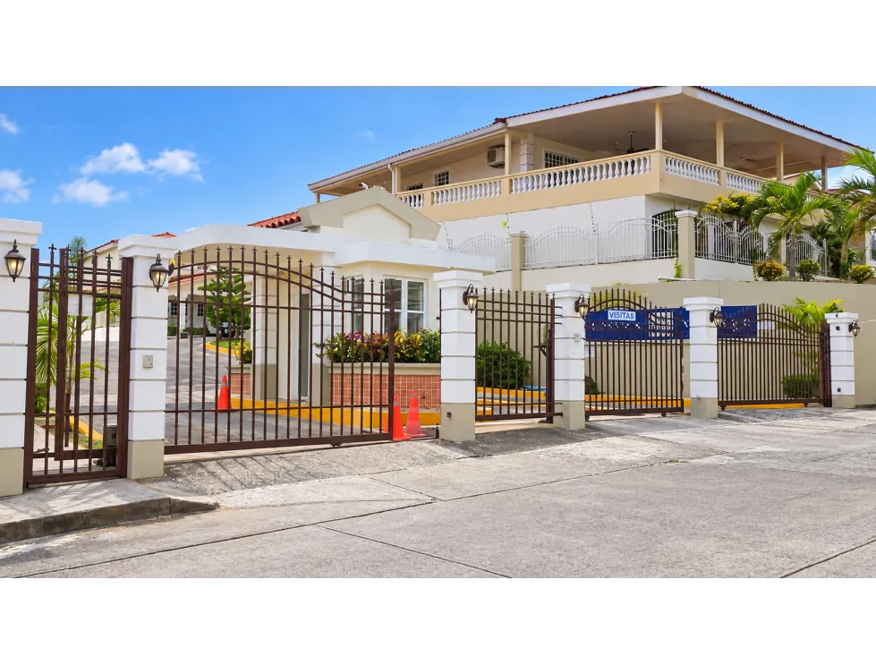 Maison unifamiliale à Brisas Del Golf à louer
