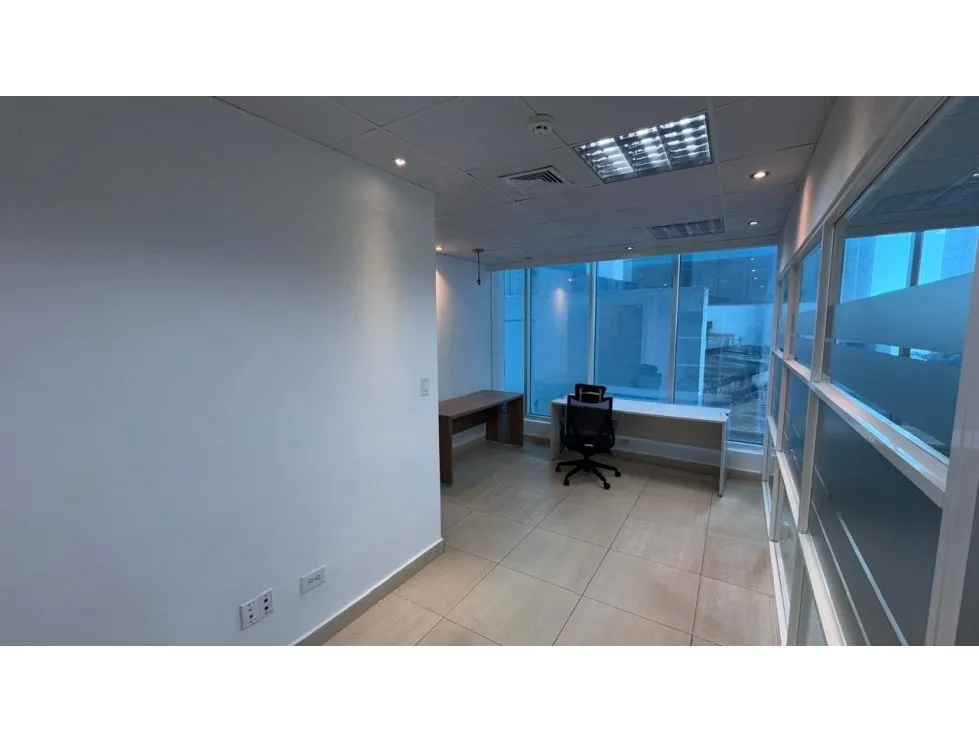 Alquiler de oficinas en Ocean Business Plaza, Torre Banesco