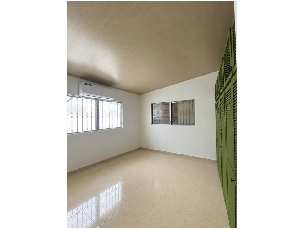 House for Sale in Parque Lefevre. MY