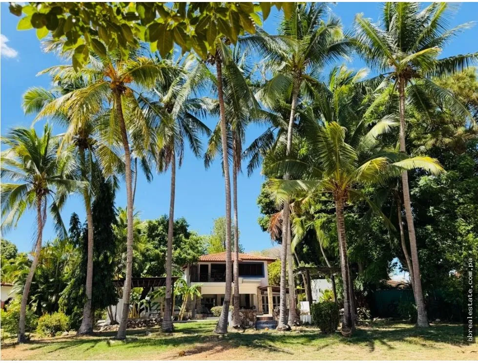 House for Sale in Coronado Golf Club