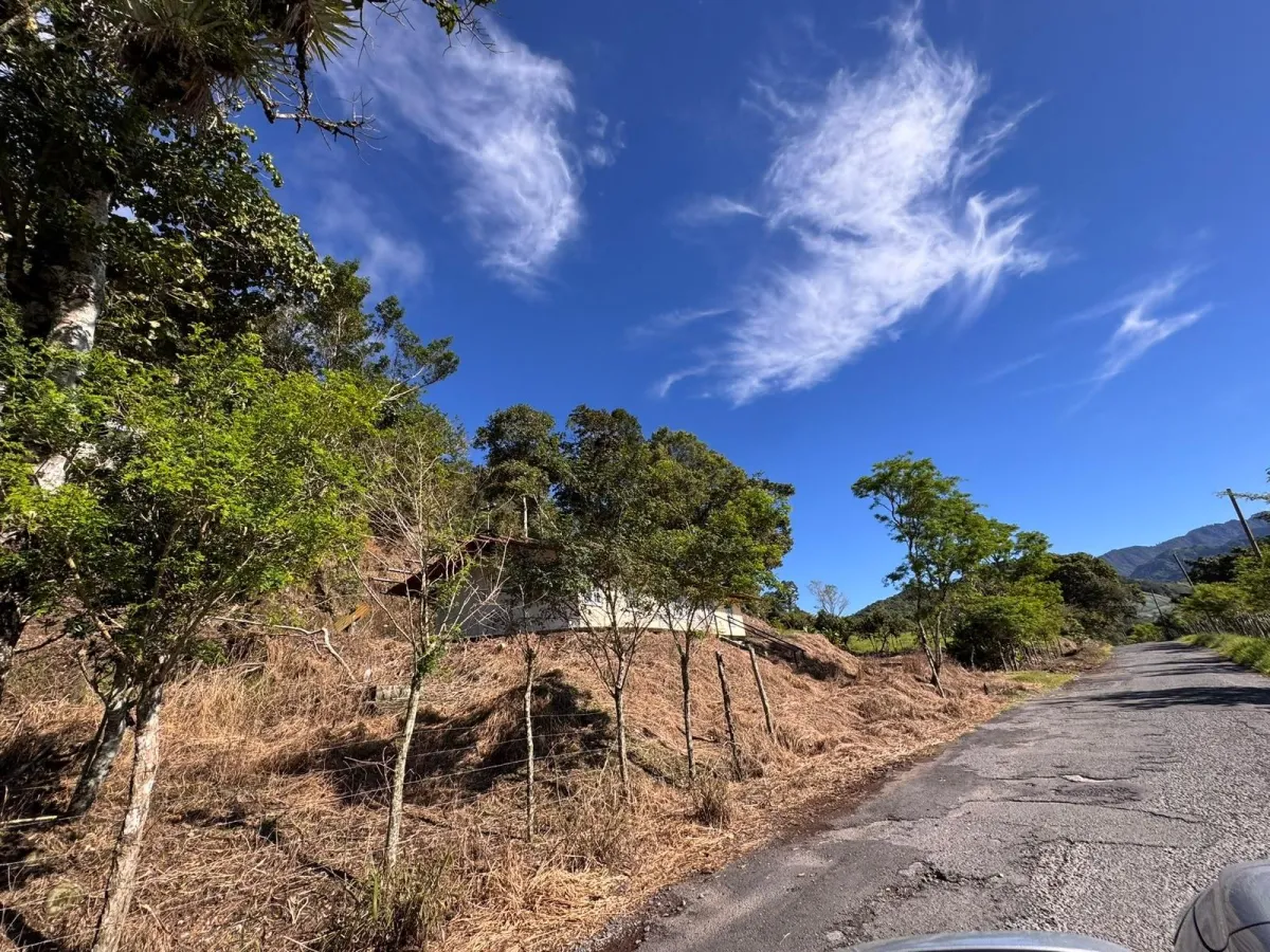 Property with Panoramic Views