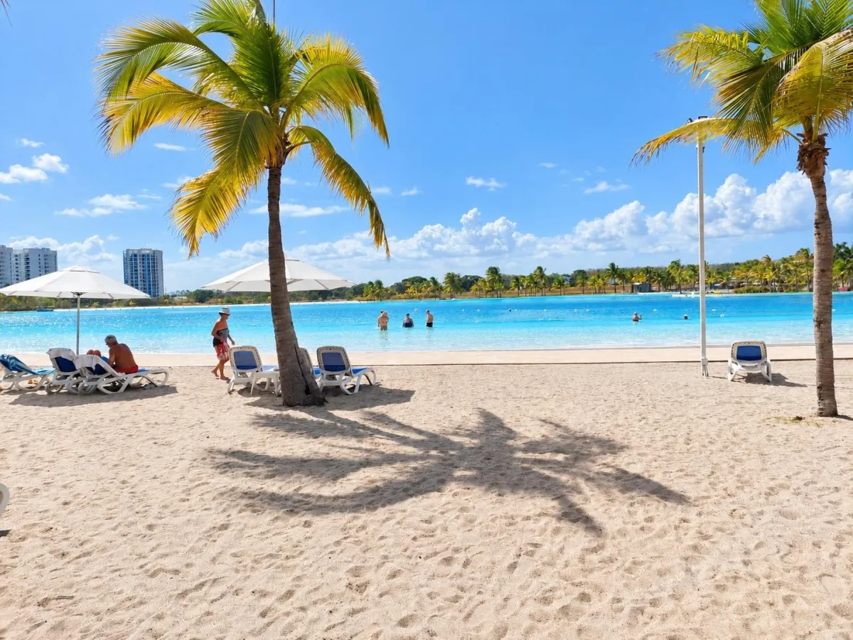 Furnished Apartment in Playa Blanca Resort!