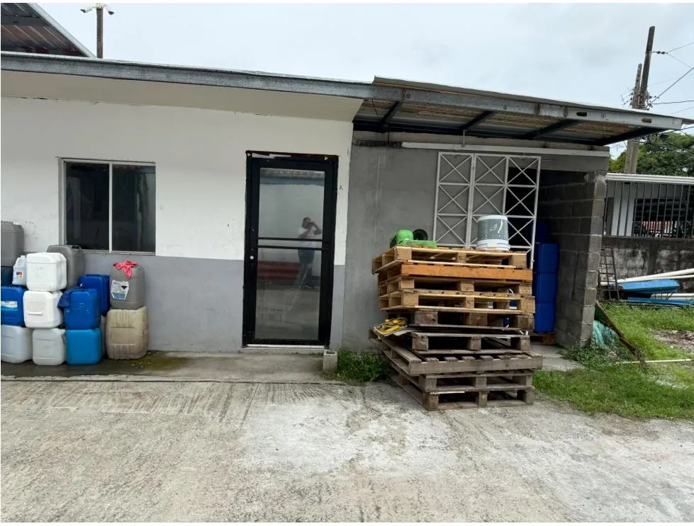 Warehouse Rental in Parque Lefevre. GM