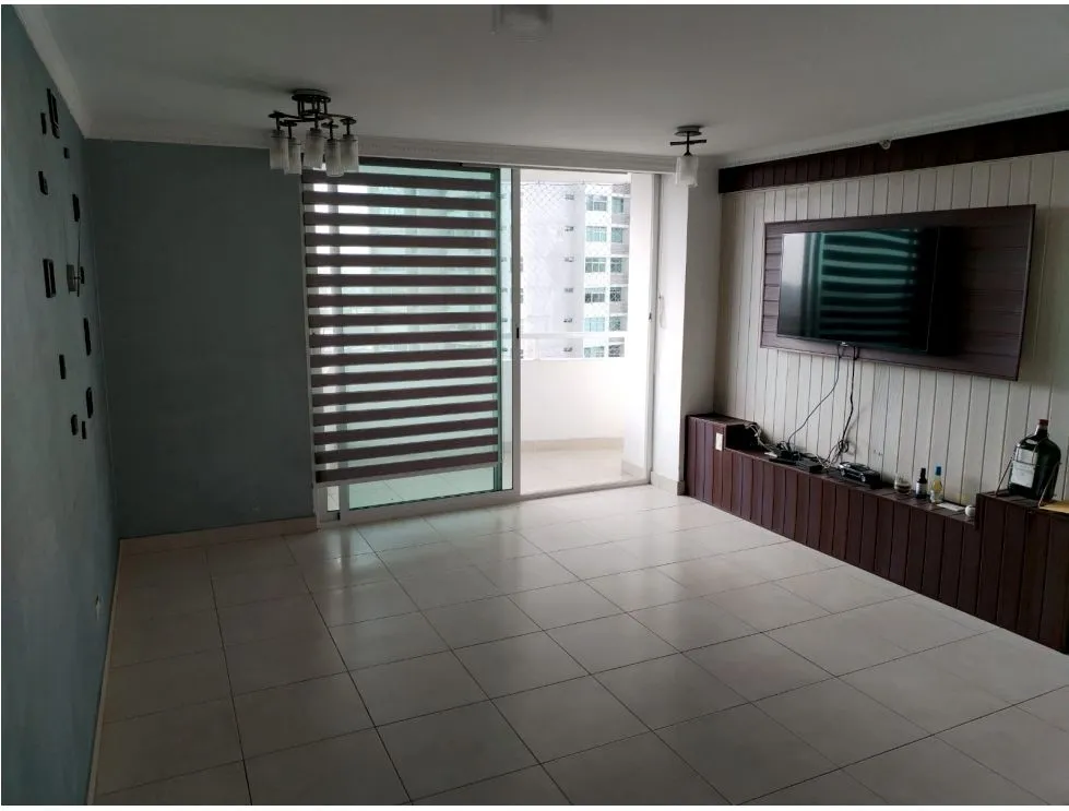 Apartment for Rent in PH Elmare 700, Edison Park. GM