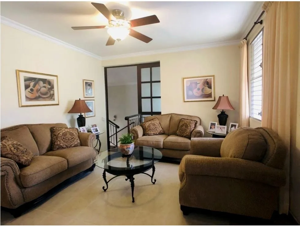 House for Sale in Betania. YP