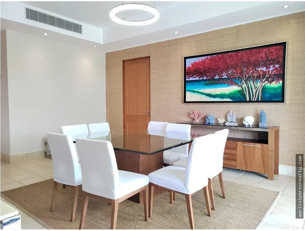 Venta de apartamento en Buenaventura con vista al lago