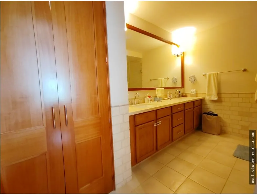 Venta de apartamento en Buenaventura con vista al lago