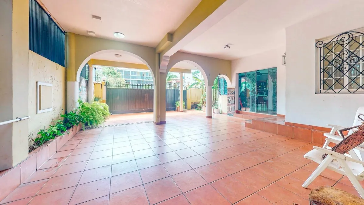 House for sale in the Old Town of Colón, Panama