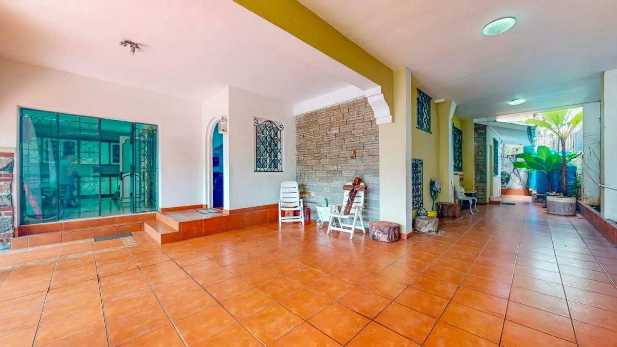 House for sale in the Old Town of Colón, Panama