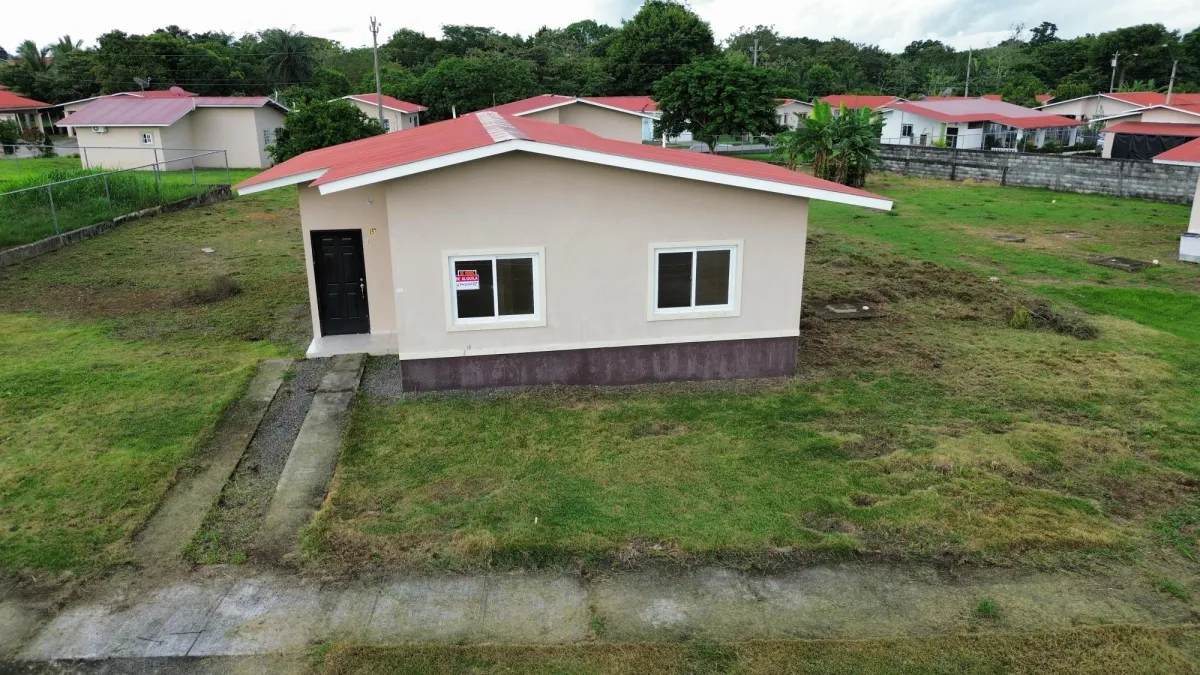 HOUSE FOR SALE IN CHIRIQUI, EL DORADO URBANIZATION