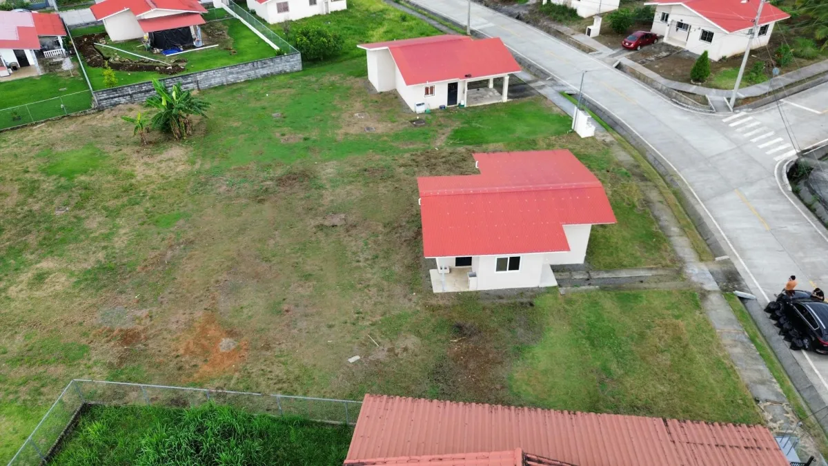 HOUSE FOR SALE IN CHIRIQUI, EL DORADO URBANIZATION