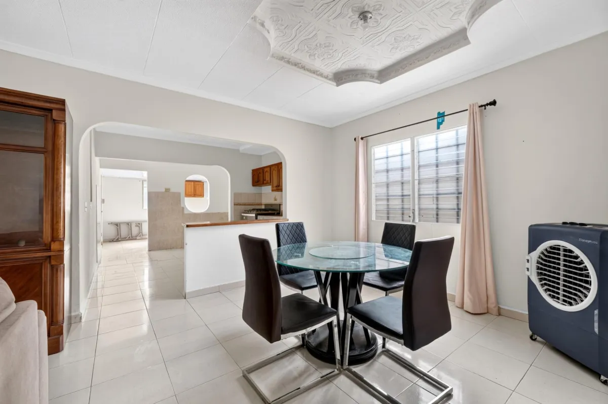 Spacious Home For Sale in Los Algarrobos Dolega