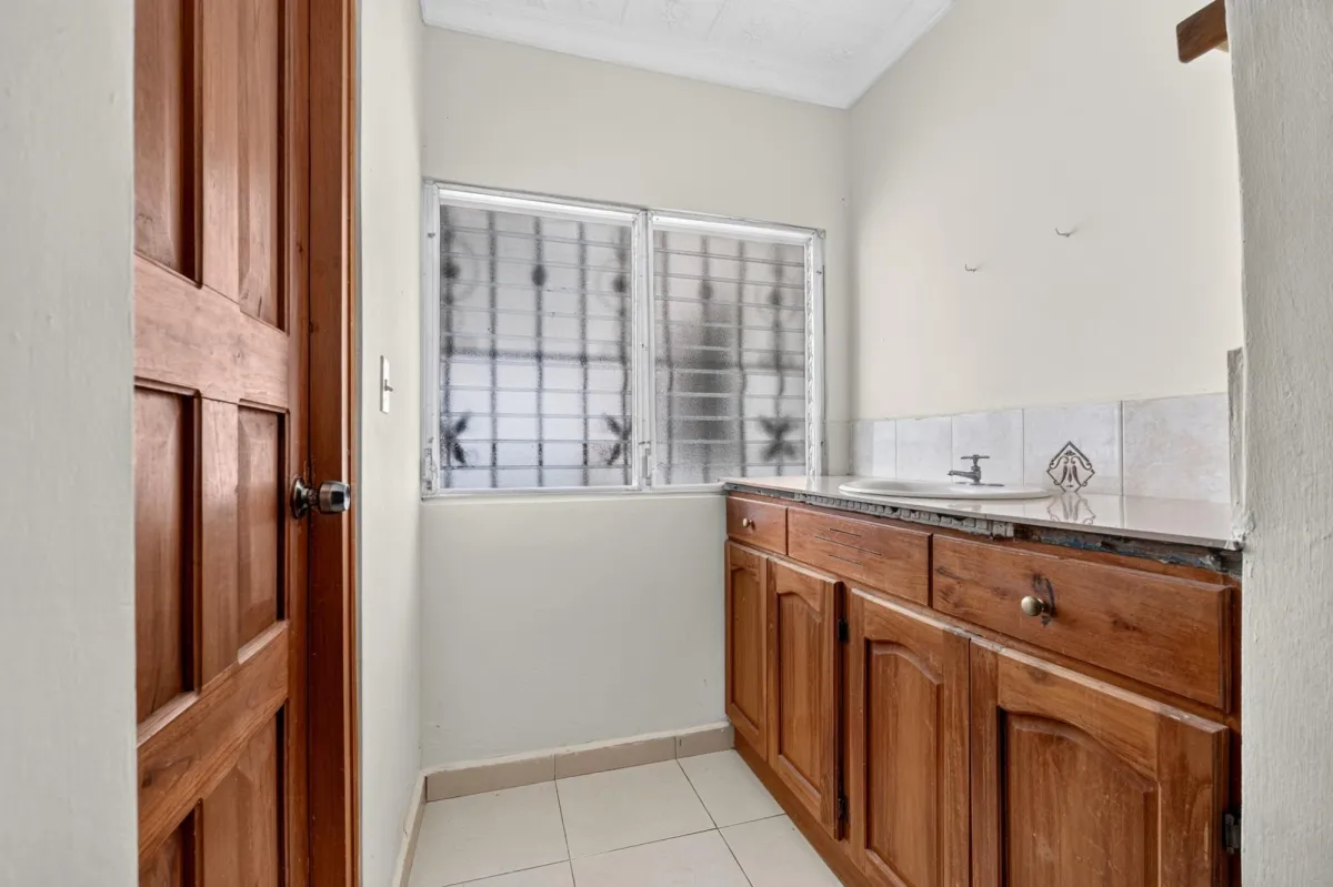 Spacious Home For Sale in Los Algarrobos Dolega