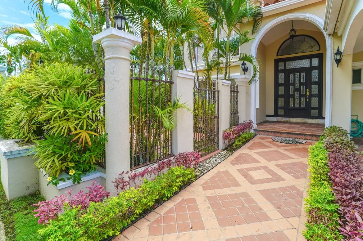 Se Vende Casa en Costa Azul, Costa del Este