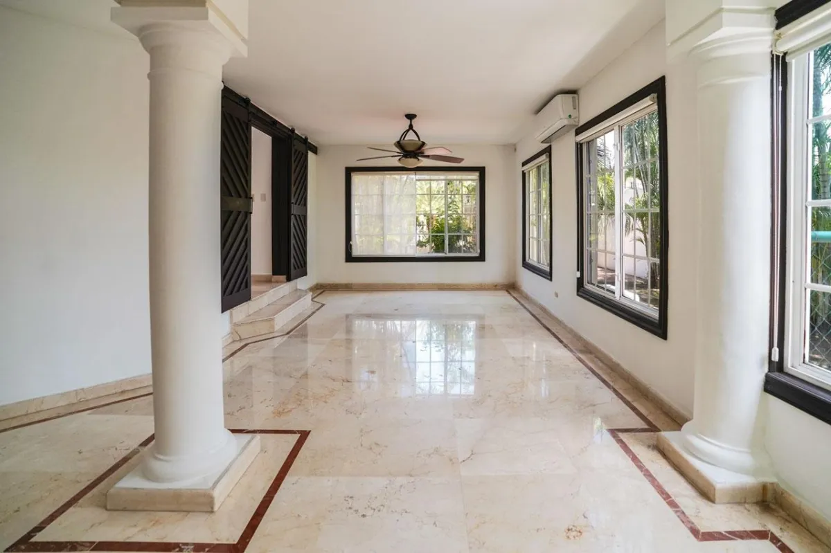 Se Vende Casa en Costa Azul, Costa del Este