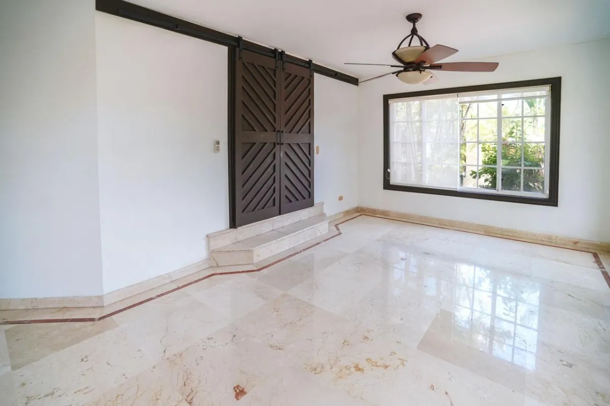 Se Vende Casa en Costa Azul, Costa del Este