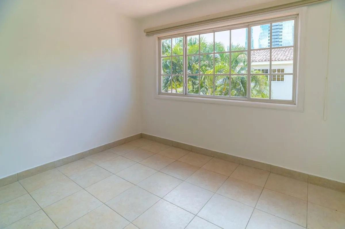 Se Vende Casa en Costa Azul, Costa del Este