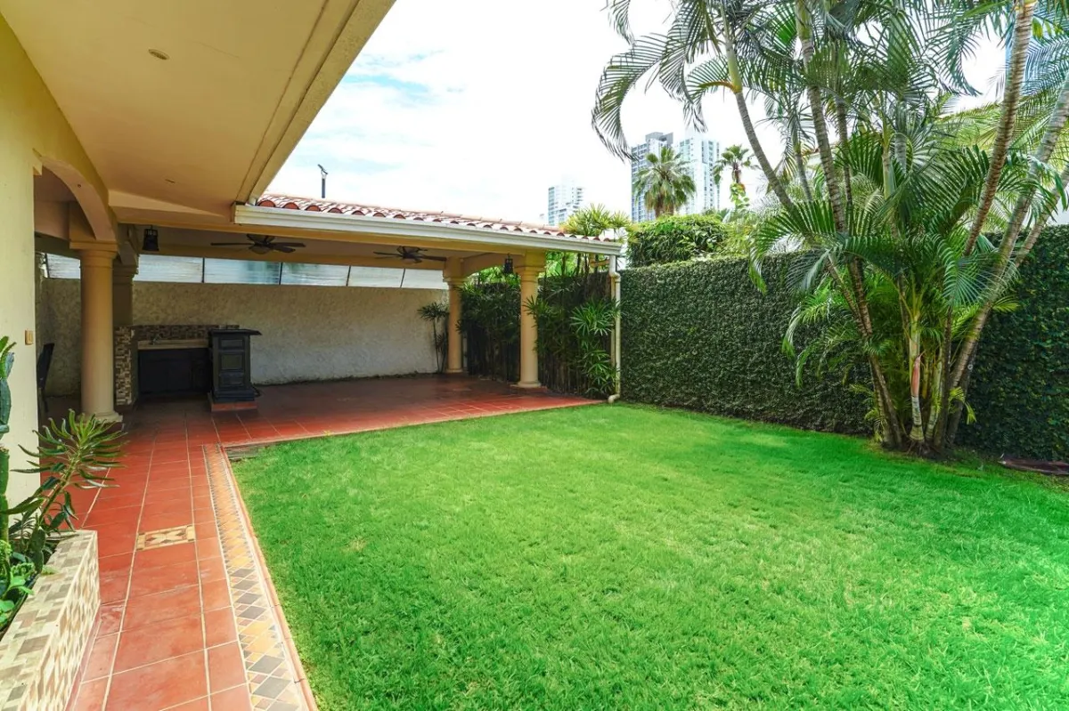 Se Vende Casa en Costa Azul, Costa del Este