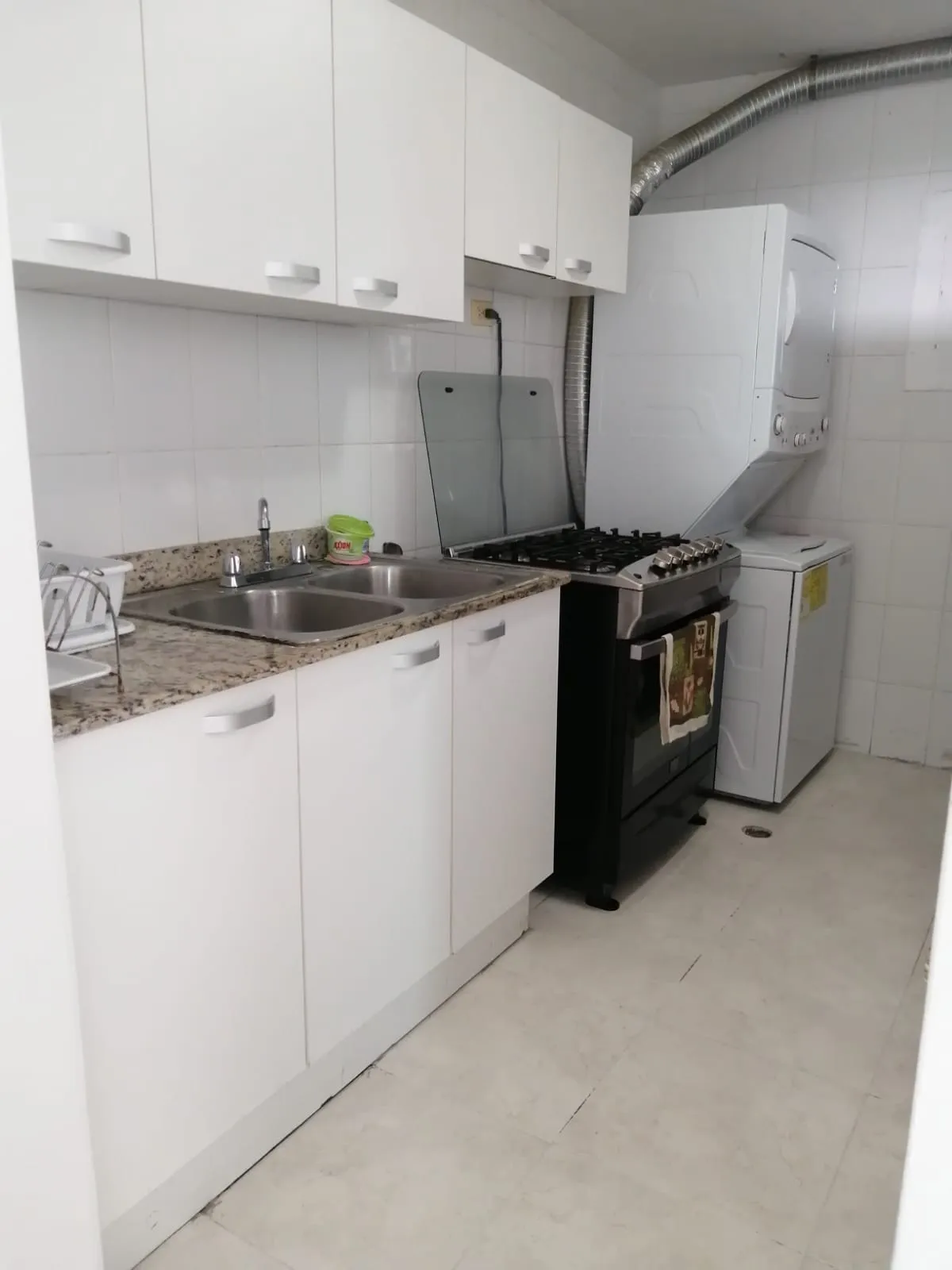 Apartment for Sale in Edison Park