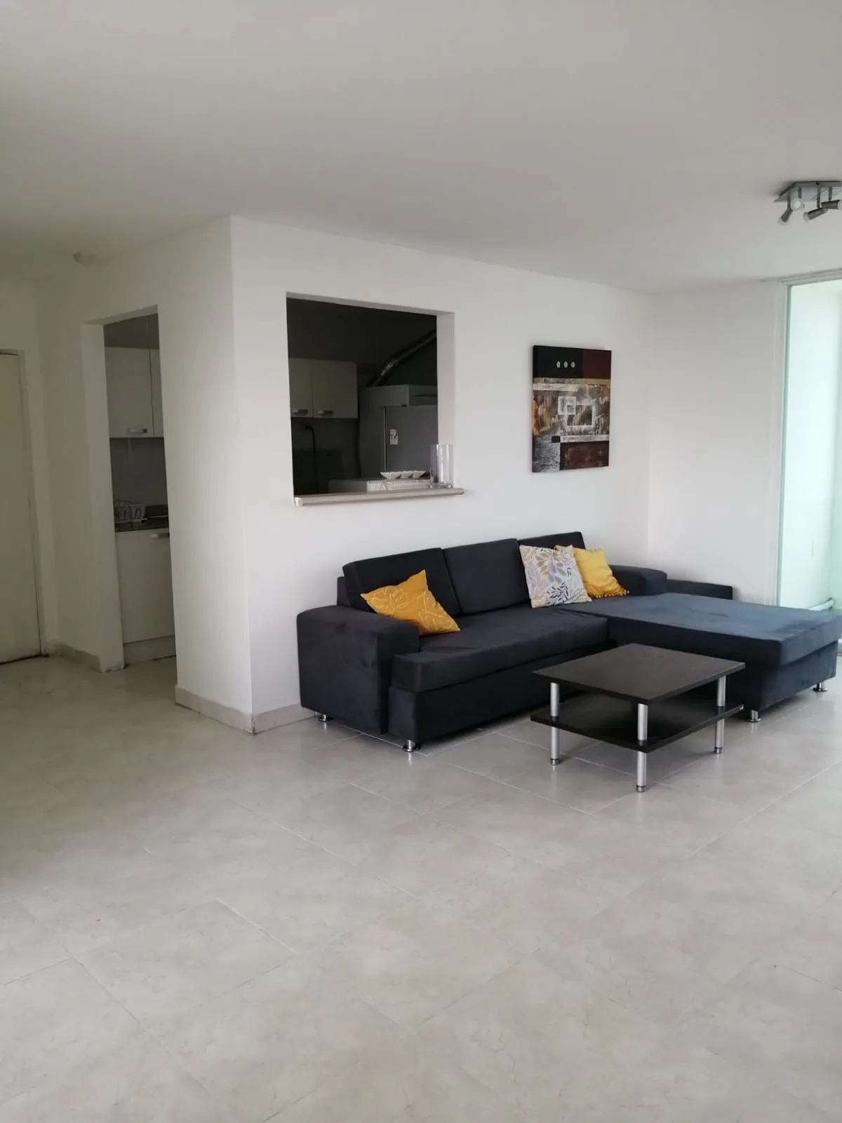 Apartment for Sale in Edison Park