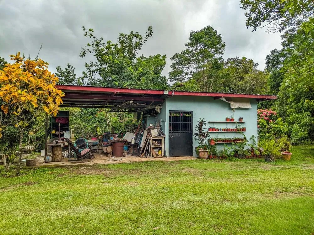 Roadside property with 2,906 m² in Dolega