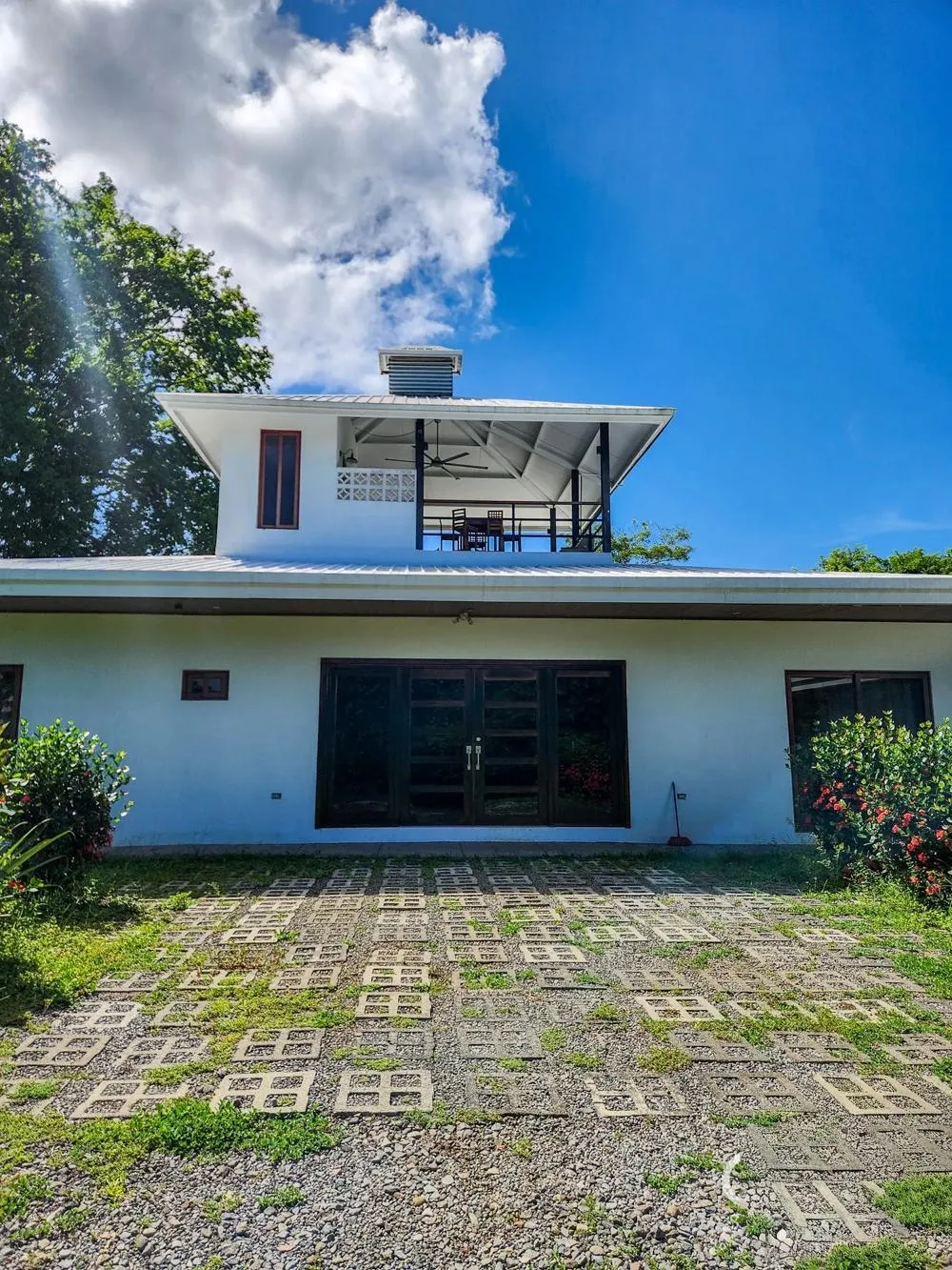 Casa de cuatro habitaciones con vista al mar en Boca Chica