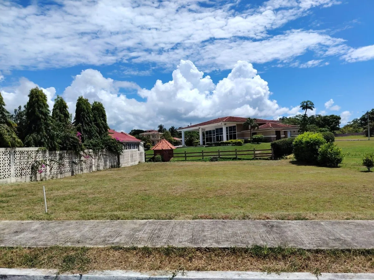 Lot in Villas del Pacífico, Nueva Gorgona