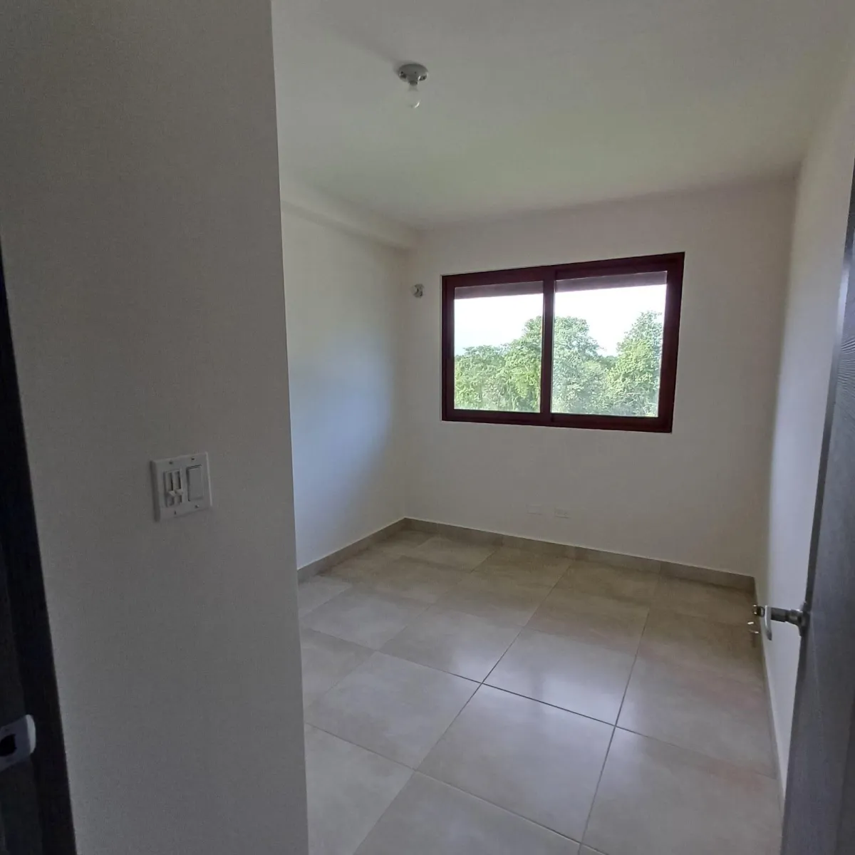 Condominio asequible de 3 habitaciones en venta en Coronado
