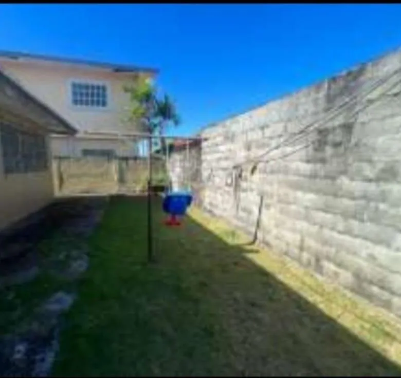 Venta de Amplia y Hermosa Casa en Chanis
