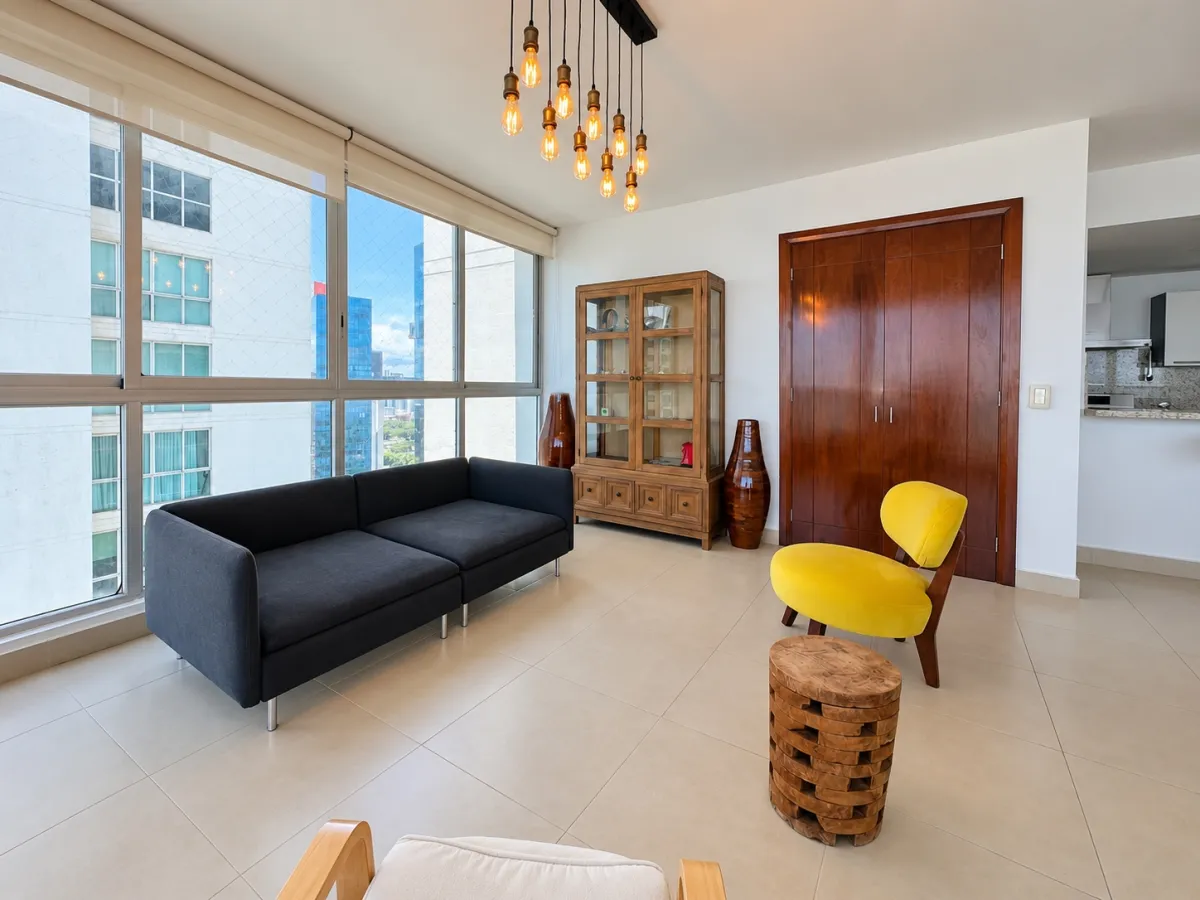 Oceanfront apartment for sale | 204 m2