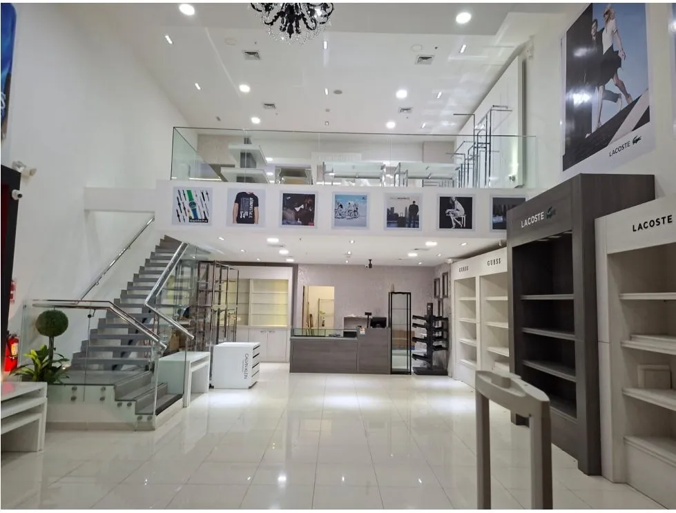 Espace commercial à Santiago à vendre