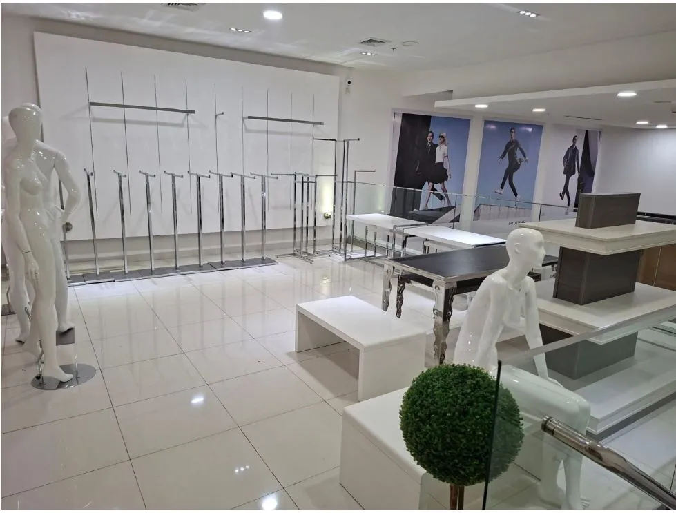 Espace commercial à Santiago à vendre
