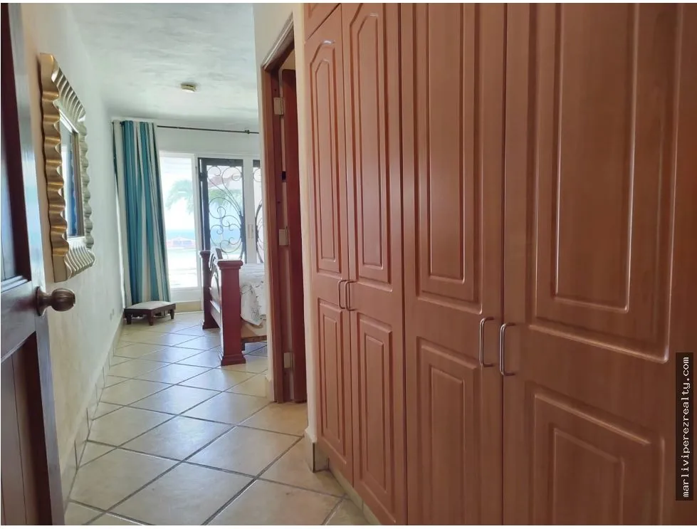 Furnished Beachfront House for Sale