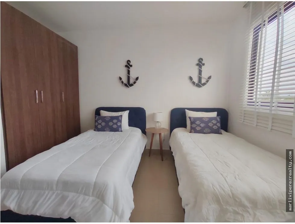 Venta de apartamento amoblado con vista al mar y club